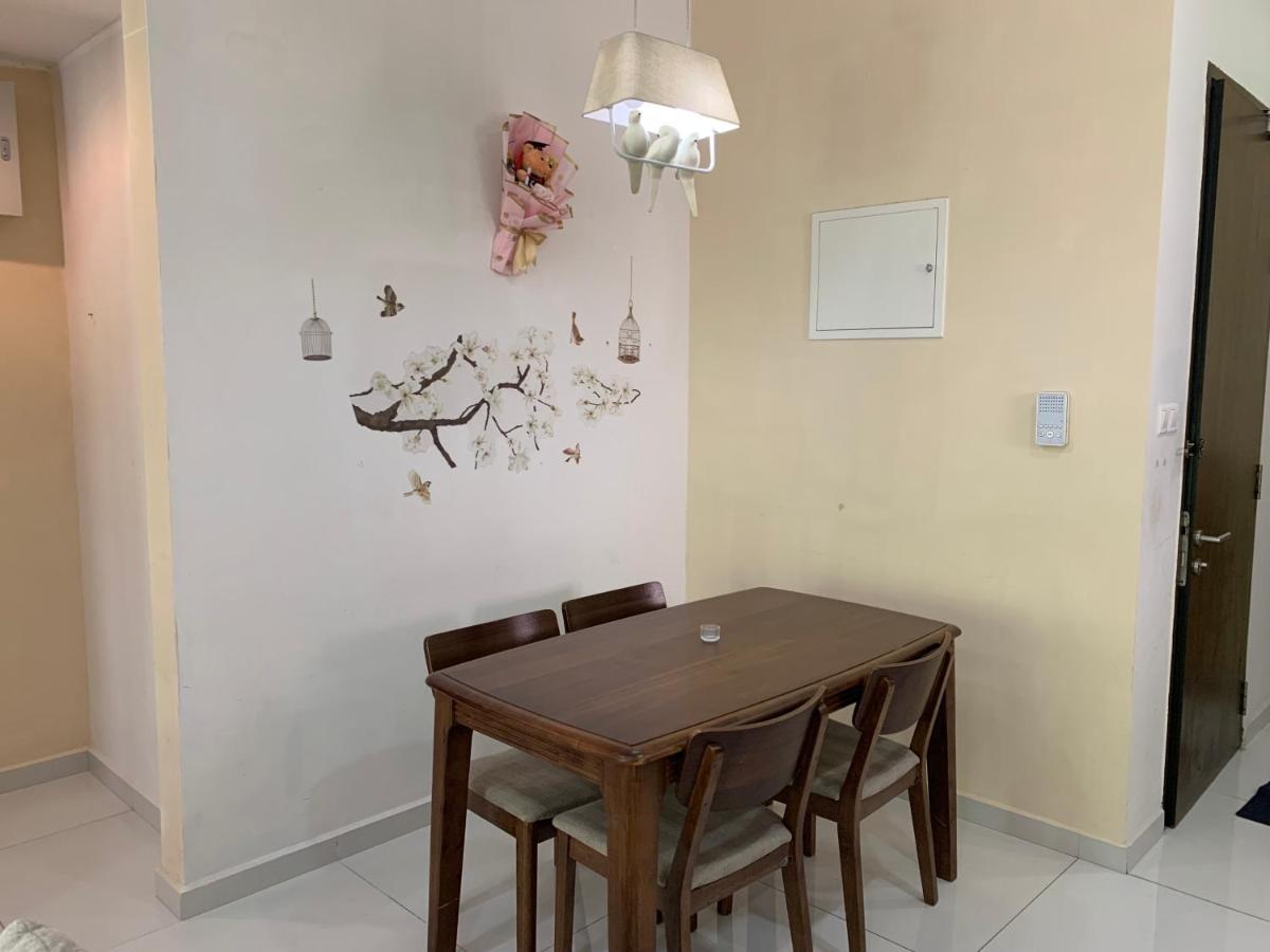 Country Garden Danga Bay W Pool View,karaoke,wifi,netflix * Johor Bahru
