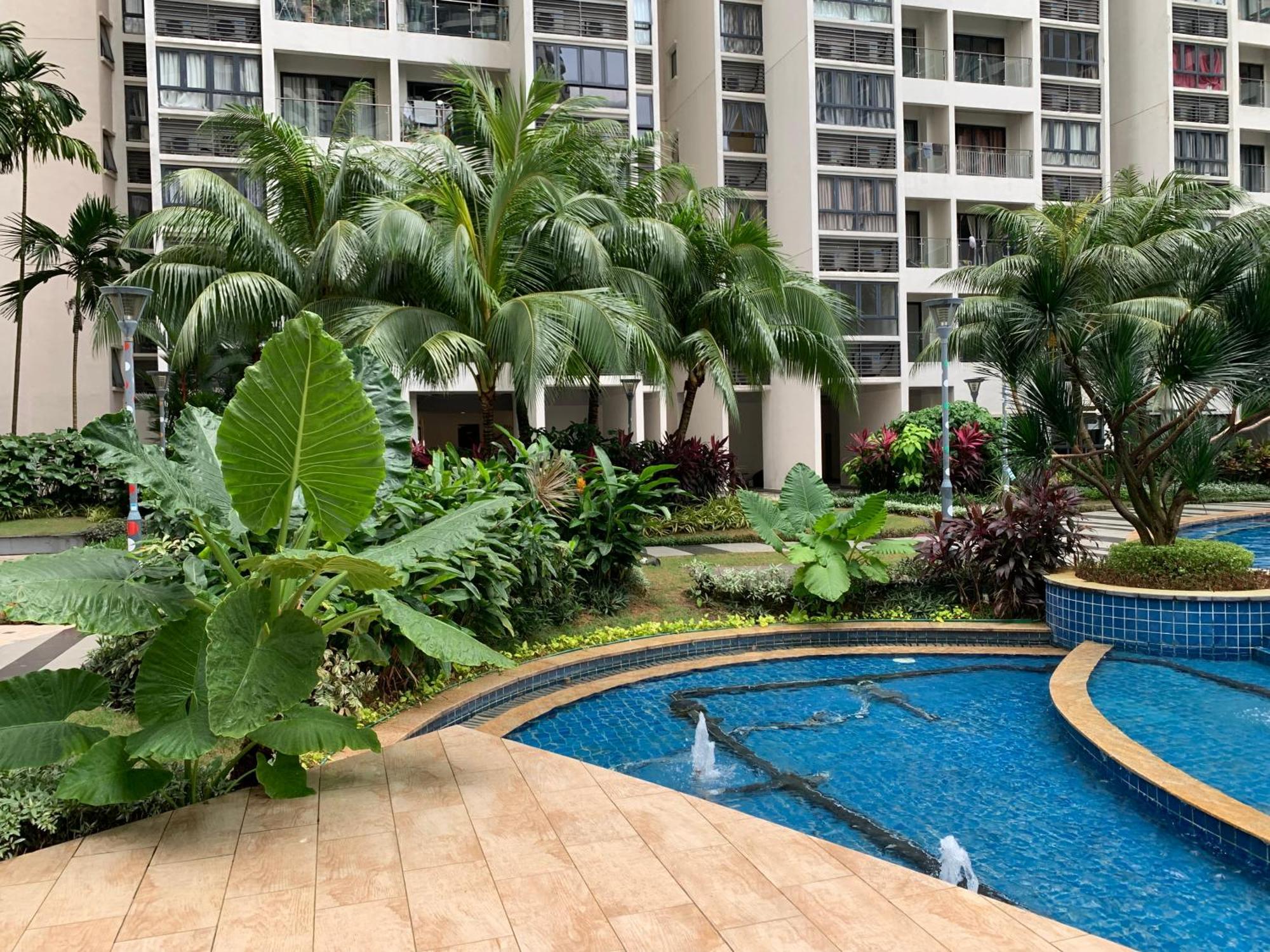 Country Garden Danga Bay W Pool View,karaoke,wifi,netflix *